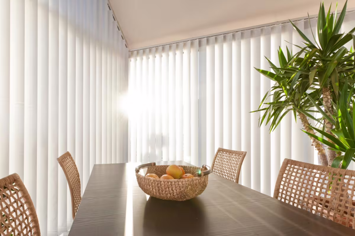 Vertikální žaluzie