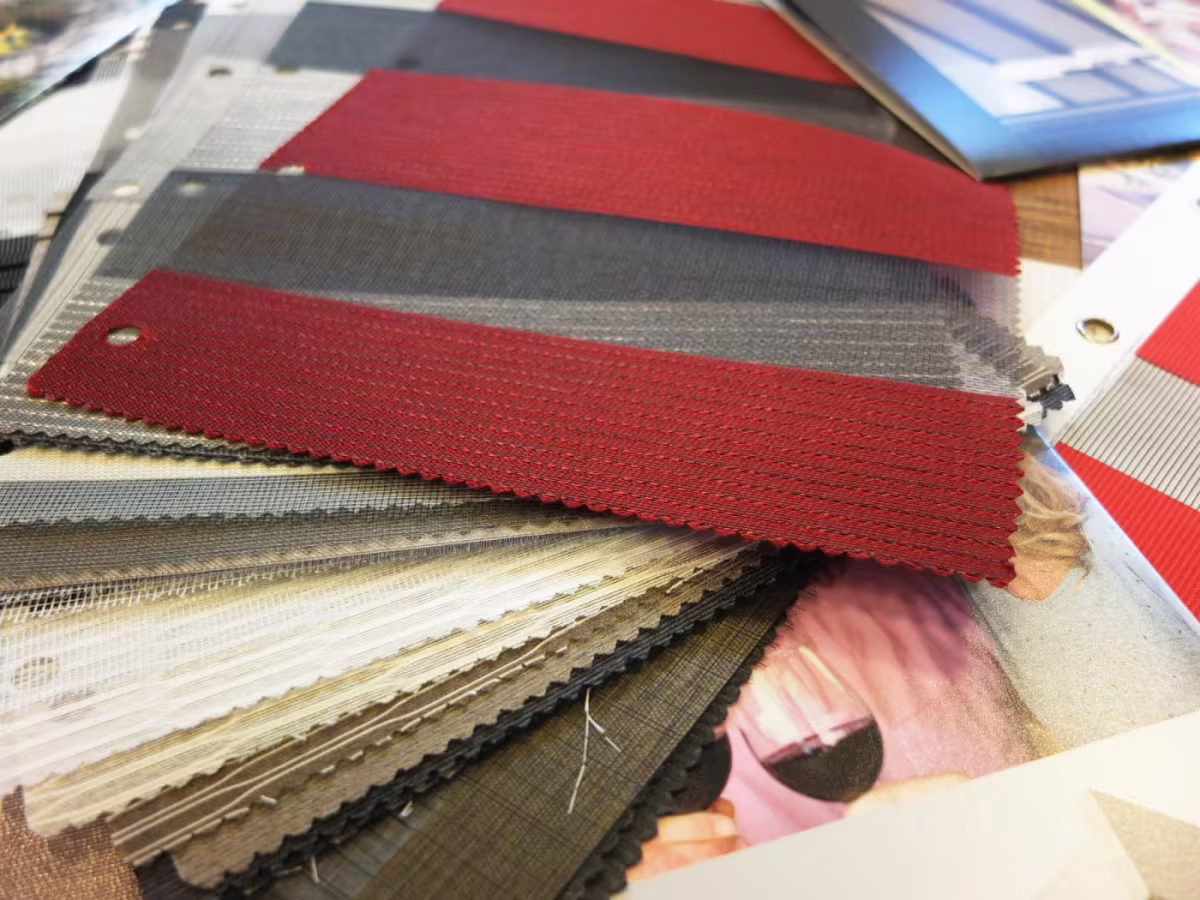 Katalogy rolet noc a den