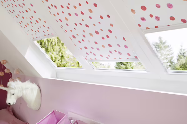 Střešní látkové rolety