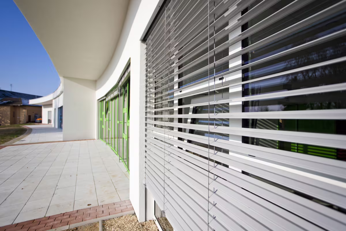 Reference - realizované žaluzie, markýzy, rolety a pergoly